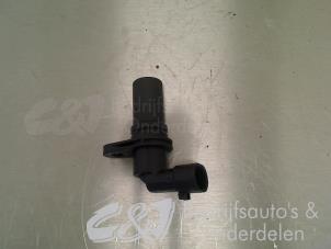 Used Crankshaft sensor Opel Combo (Corsa C) 1.3 CDTI 16V Price € 26,25 Margin scheme offered by C&J bedrijfsauto's & onderdelen