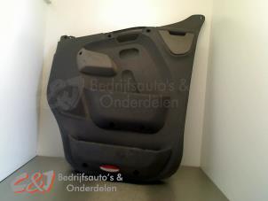 Begagnade List, framdörr, 4-dörrars, höger Renault Master III (FV) 2.3 dCi 125 16V FWD Pris € 78,75 Marginaltabell erbjuds av C&J Bedrijfsauto's & Onderdelen