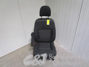 Usados Asiento izquierda Opel Vivaro 1.6 CDTI BiTurbo 120 Precio € 420,00 Norma de margen ofrecido por C&J bedrijfsauto's & onderdelen