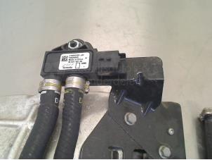Used Particulate filter sensor Peugeot Boxer (U9) 2.0 BlueHDi 110 Price € 57,75 Margin scheme offered by C&J bedrijfsauto's & onderdelen