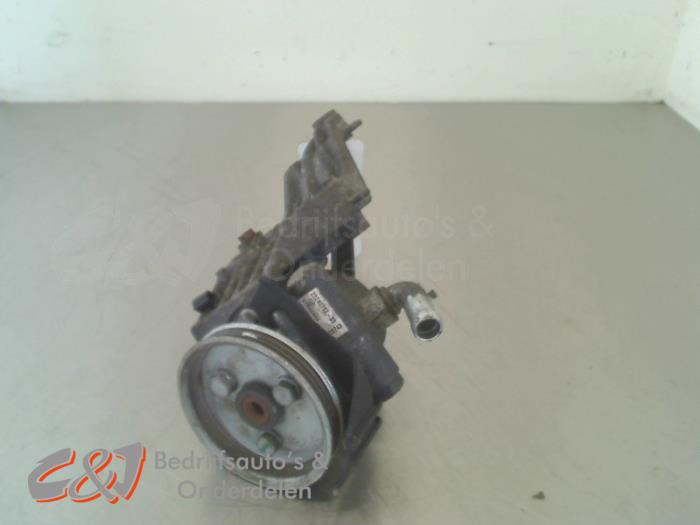 Begagnade Servostyrningspump Fiat Doblo (263) 1.4 16V Pris € 47,25 Marginaltabell erbjuds av C&J Bedrijfsauto's & Onderdelen