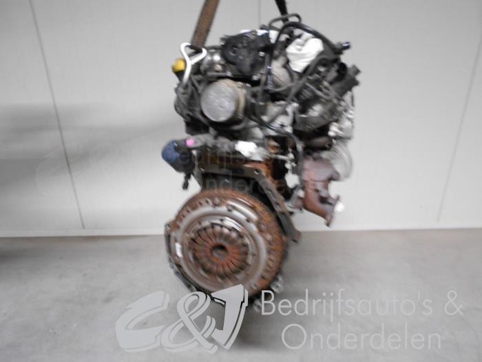 Engine from a Dacia Dokker Express (8S) 1.5 dCi 90 2014
