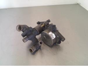 Used Brake servo vacuum pump Peugeot Boxer (U9) 2.2 HDi 130 Euro 5 Price € 52,50 Margin scheme offered by C&J bedrijfsauto's & onderdelen