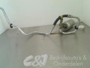 Używane Osuszacz klimatyzacji Opel Vivaro 1.9 DTI 16V Cena € 52,50 Procedura marży oferowane przez C&J bedrijfsauto's & onderdelen