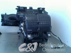 Used Heater housing Opel Movano 2.3 CDTi 16V FWD Price € 183,75 Margin scheme offered by C&J bedrijfsauto's & onderdelen