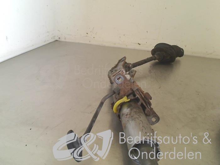Steering column housing complete from a Fiat Scudo (270) 2.0 D Multijet 2010
