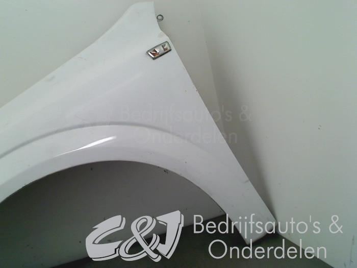 Front wing, left from a Opel Astra H SW (L35) 1.3 CDTI 16V Ecotec 2008