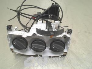 Used Heater control panel Opel Vivaro 2.0 CDTI Price € 31,50 Margin scheme offered by C&J bedrijfsauto's & onderdelen