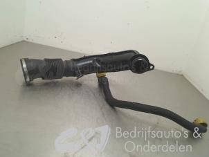 Used Air intake hose Peugeot Expert (G9) 2.0 HDiF 16V 130 Price € 52,50 Margin scheme offered by C&J bedrijfsauto's & onderdelen