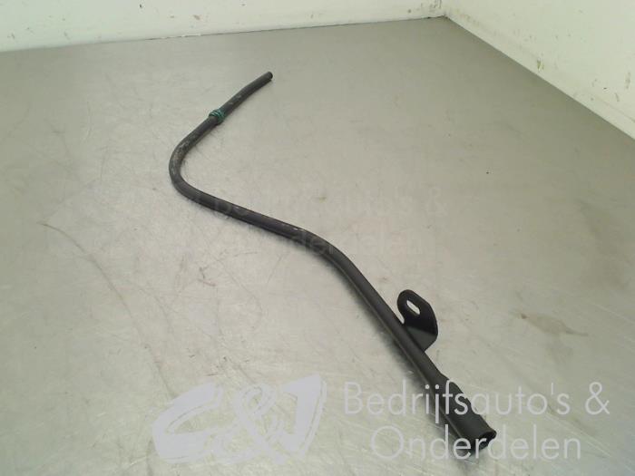 Oil dipstick from a Peugeot Expert (G9) 2.0 HDiF 16V 130 2013