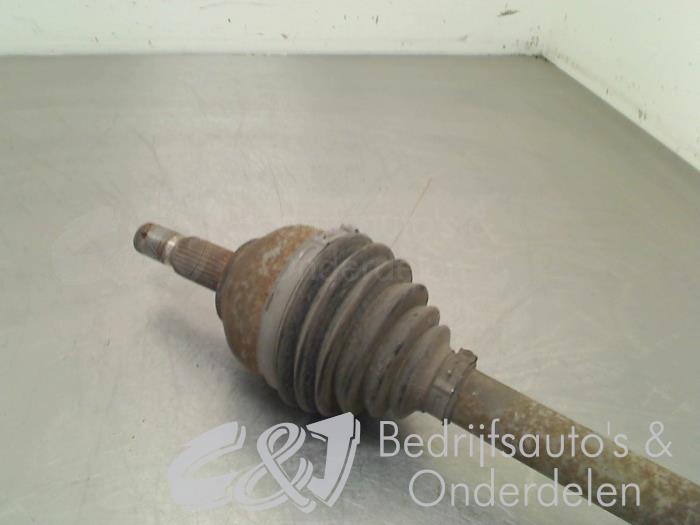 Front drive shaft, right from a Citroën Jumpy (G9) 1.6 HDI 2014