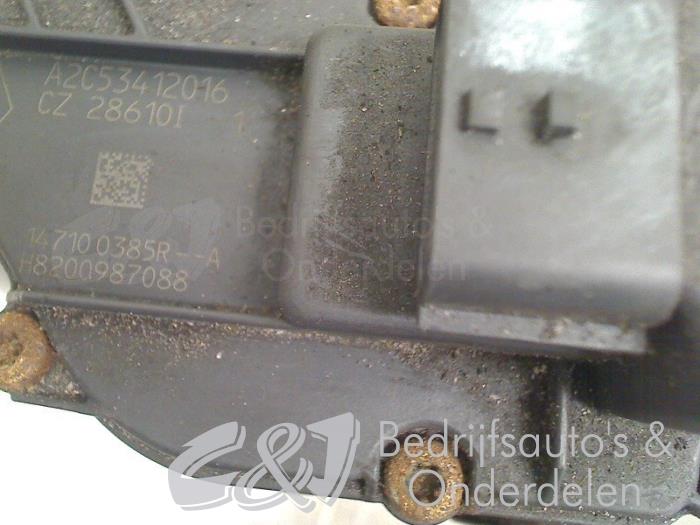 EGR valve from a Opel Vivaro 2.0 CDTI 2012