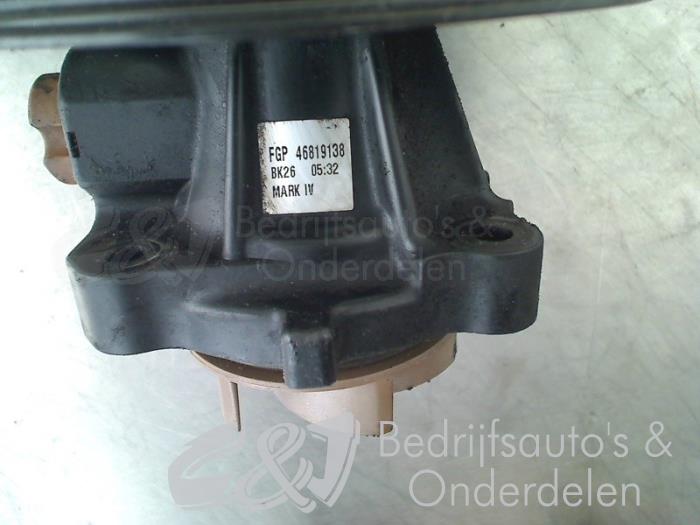 Water pump from a Opel Combo 1.3 CDTI 16V 2016