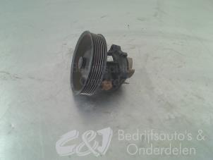 Usados Bomba de agua Opel Combo 1.3 CDTI 16V Precio € 52,50 Norma de margen ofrecido por C&J bedrijfsauto's & onderdelen
