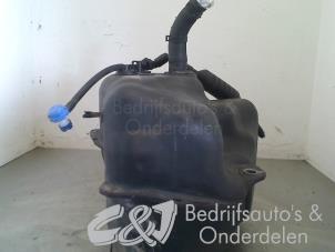 Gebrauchte Adblue Tank Volkswagen Crafter 2.0 TDI 16V Preis € 472,50 Margenregelung angeboten von C&J bedrijfsauto's & onderdelen