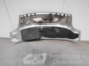 Used Bonnet Opel Vivaro 1.9 DTI 16V Price € 105,00 Margin scheme offered by C&J bedrijfsauto's & onderdelen