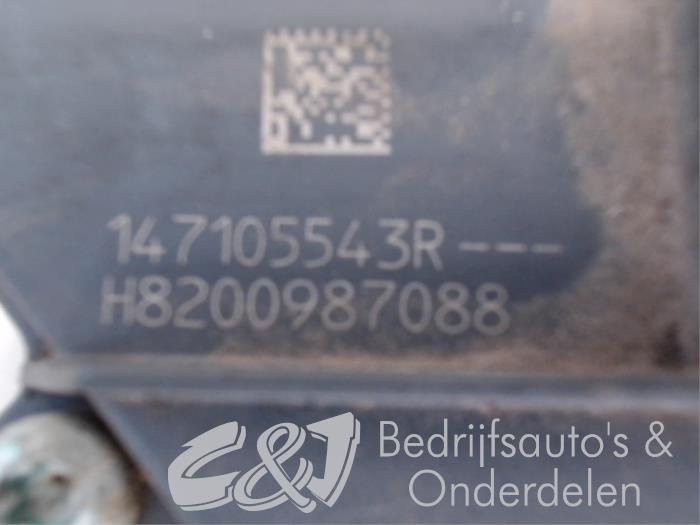 EGR valve from a Opel Vivaro 2.0 CDTI 2010