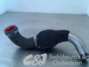Gebrauchte Intercooler Rohr Opel Vivaro 2.5 CDTI 16V Preis € 42,00 Margenregelung angeboten von C&J bedrijfsauto's & onderdelen