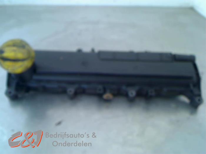 Gebrauchte Ventildeckel Renault Kangoo Express (FW) 1.5 dCi 70 Preis € 21,00 Margenregelung angeboten von C&J Bedrijfsauto's & Onderdelen