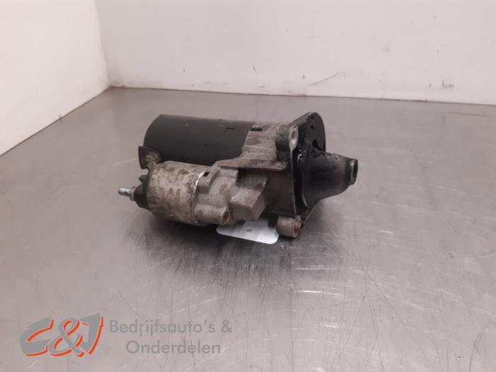 Begagnade Startmotor Opel Combo 1.6 CDTI 16V Pris € 22,05 Marginaltabell erbjuds av C&J Bedrijfsauto's & Onderdelen