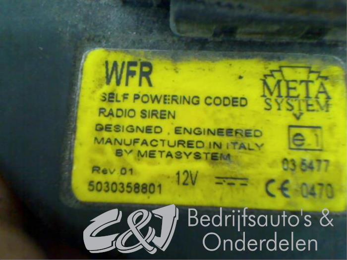 Sirena de alarma de un Renault Master IV (MA/MB/MC/MD/MH/MF/MG/MH) 2.3 dCi 16V 2012