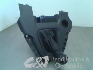Used Gear stick Opel Combo Cargo 1.5 CDTI 75 Price € 131,25 Margin scheme offered by C&J bedrijfsauto's & onderdelen