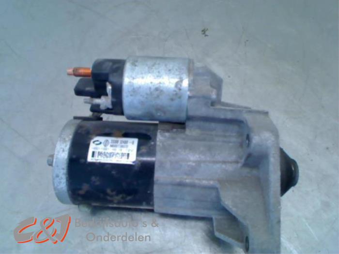 Used Starter Nissan NV 300 1.6 dCi 125 Price € 16,80 Margin scheme offered by C&J Bedrijfsauto's & Onderdelen