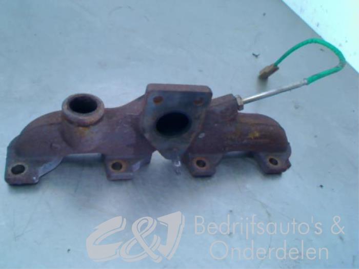 Exhaust manifold from a Renault Megane III Grandtour (KZ) 1.5 dCi 90 2010