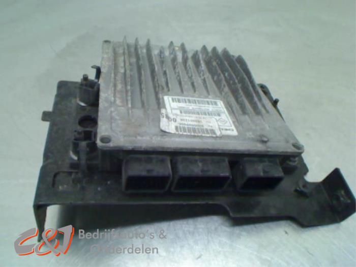 Used Engine management computer Renault Kangoo Express (FW) 1.5 dCi 70 Price € 26,25 Margin scheme offered by C&J Bedrijfsauto's & Onderdelen