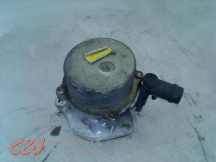 Vacuum pump