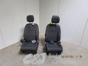 Używane Fotele przednie lewy + prawy Renault Megane III Grandtour (KZ) 1.5 dCi 90 Cena € 472,50 Procedura marży oferowane przez C&J bedrijfsauto's & onderdelen