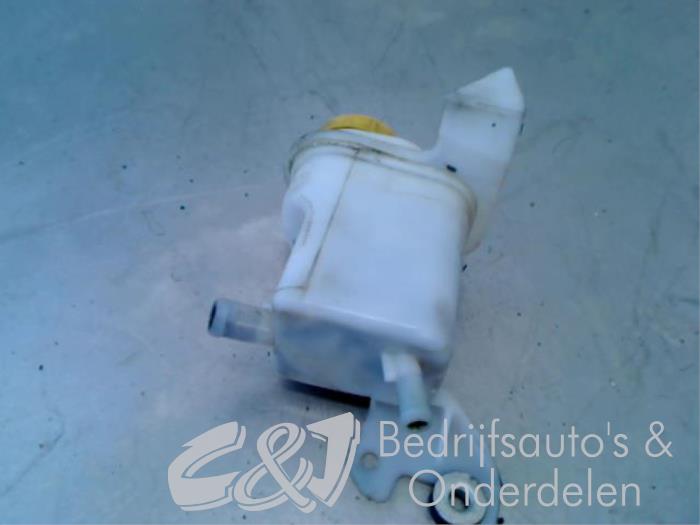 Power steering fluid reservoir from a Fiat Doblo (263) 1.3 D Multijet 2010