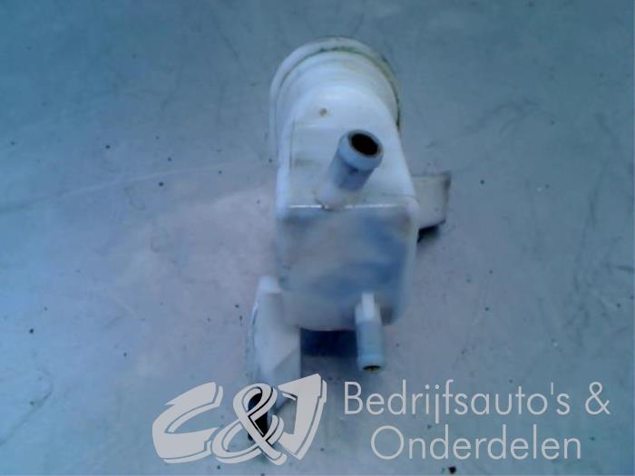 Lenkkraftverstärker Ölbehälter van een Fiat Doblo (263) 1.3 D Multijet 2010