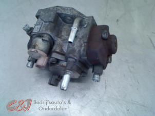 Begagnade Mekanisk bränslepump Peugeot Boxer (U9) 2.2 HDi 100 Euro 4 Pris € 78,75 Marginaltabell erbjuds av C&J Bedrijfsauto's & Onderdelen