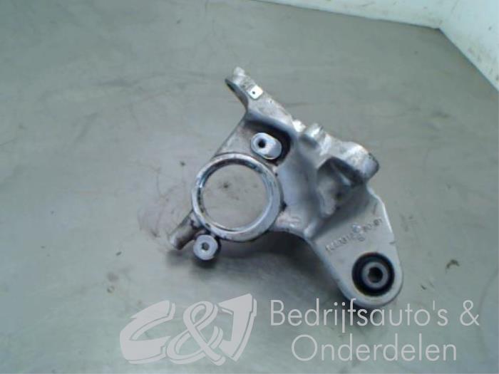 Support moteur d'un Fiat Scudo (270) 2.0 D Multijet 2014