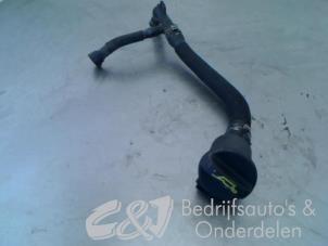 Used Oil fill pipe Fiat Scudo (270) 2.0 D Multijet Price € 26,25 Margin scheme offered by C&J bedrijfsauto's & onderdelen