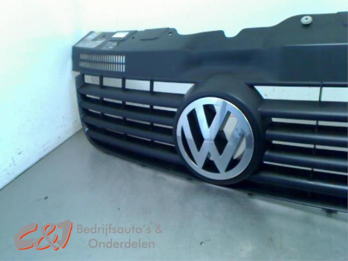 Begagnade Grill Volkswagen Transporter T5 1.9 TDi Pris € 21,00 Marginaltabell erbjuds av C&J Bedrijfsauto's & Onderdelen