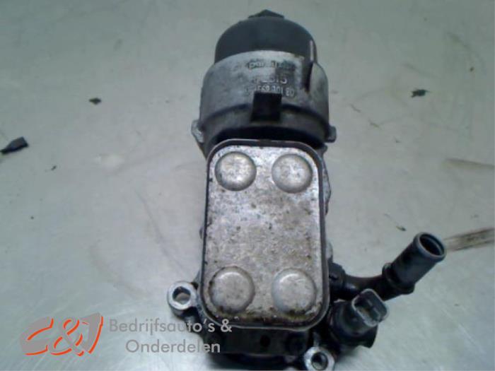 Gebrauchte Ölfiltergehäuse Volvo V60 I (FW/GW) 2.0 D4 16V Preis € 26,25 Margenregelung angeboten von C&J Bedrijfsauto's & Onderdelen