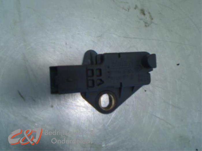 Begagnade Vevaxelsensor Volvo V60 I (FW/GW) 2.0 D4 16V Pris € 15,75 Marginaltabell erbjuds av C&J Bedrijfsauto's & Onderdelen