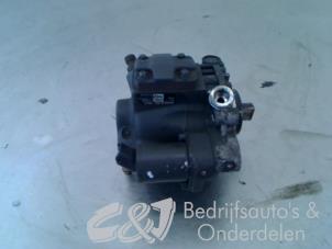 Used Mechanical fuel pump Volvo V60 I (FW/GW) 2.0 D4 16V Price € 131,25 Margin scheme offered by C&J bedrijfsauto's & onderdelen
