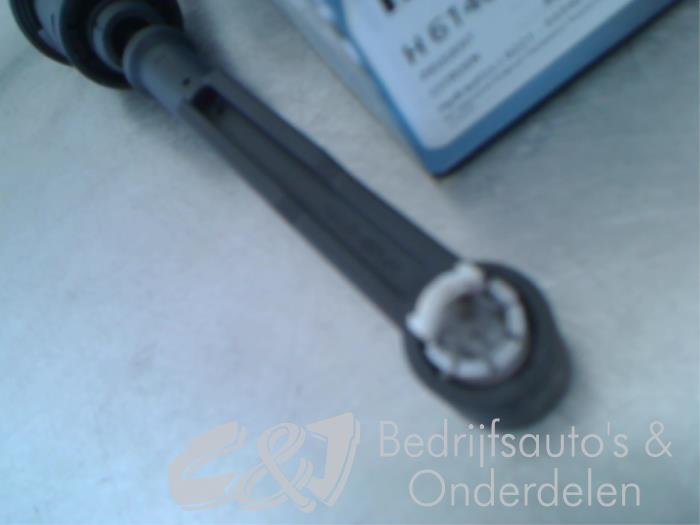 Clutch slave cylinder from a Peugeot Partner (GC/GF/GG/GJ/GK) 1.6 HDI 75 16V 2011