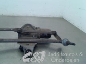 Used Wiper motor + mechanism Opel Vivaro 1.9 DI Price € 78,75 Margin scheme offered by C&J bedrijfsauto's & onderdelen