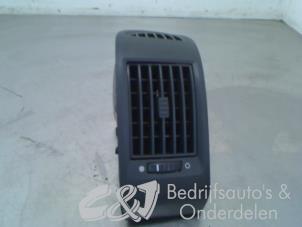 Used Dashboard vent Peugeot Boxer (U9) 2.2 HDi 100 Euro 4 Price € 21,00 Margin scheme offered by C&J bedrijfsauto's & onderdelen