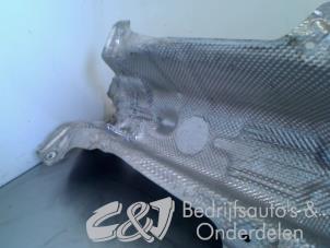 Used Exhaust heat shield Opel Combo Cargo 1.5 CDTI 75 Price € 42,00 Margin scheme offered by C&J bedrijfsauto's & onderdelen