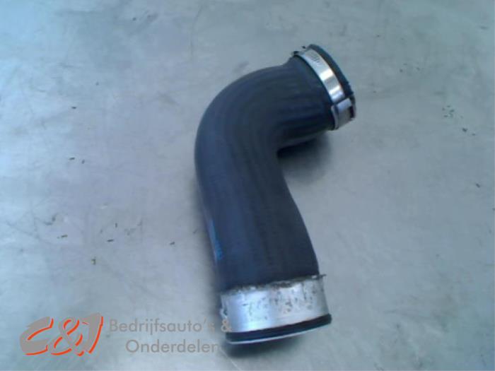 Gebrauchte Intercooler Schlauch Volkswagen Transporter Preis € 10,50 Margenregelung angeboten von C&J Bedrijfsauto's & Onderdelen