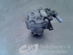 Used Power steering pump Volkswagen Crafter 2.0 TDI Price € 120,75 Margin scheme offered by C&J bedrijfsauto's & onderdelen