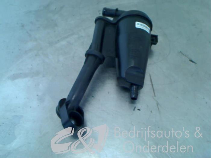 PCV valve from a Fiat Ducato (250) 2.0 D 115 Multijet 2012