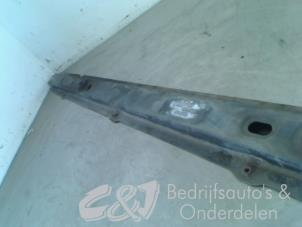 Used Radiator bar Opel Vivaro 1.9 DTI 16V Price € 42,00 Margin scheme offered by C&J bedrijfsauto's & onderdelen