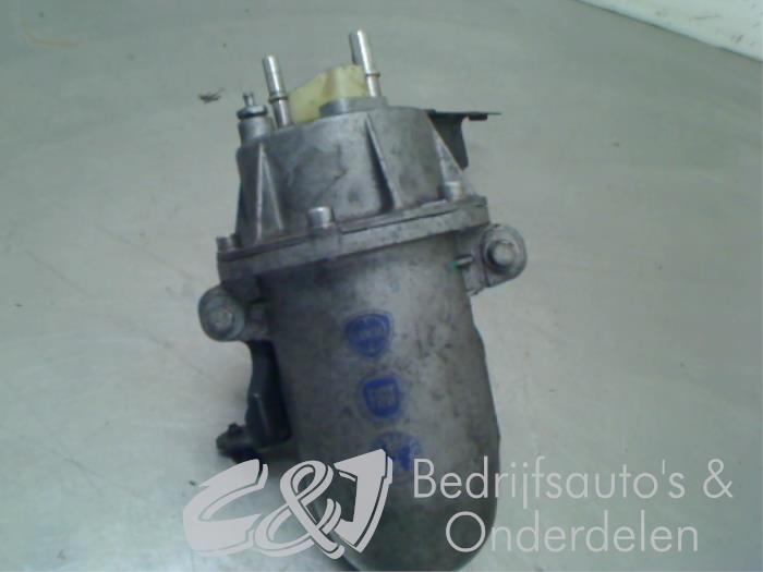 Boîtier de filtre carburant d'un Fiat Doblo Cargo (263) 1.3 D Multijet 2012