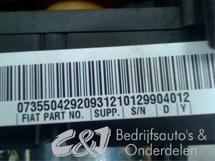 Steering column stalk from a Fiat Doblo Cargo (263) 1.3 D Multijet 2012